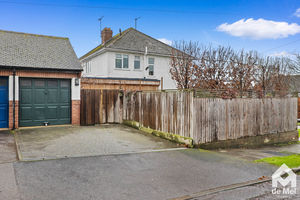 Photo 24- click for photo gallery